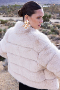 Lisa-Maree-elevated-evenings-faux-fur-jacket-beige-1