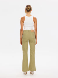 M224OLI-kivari-hanna-jean-in-olive-1