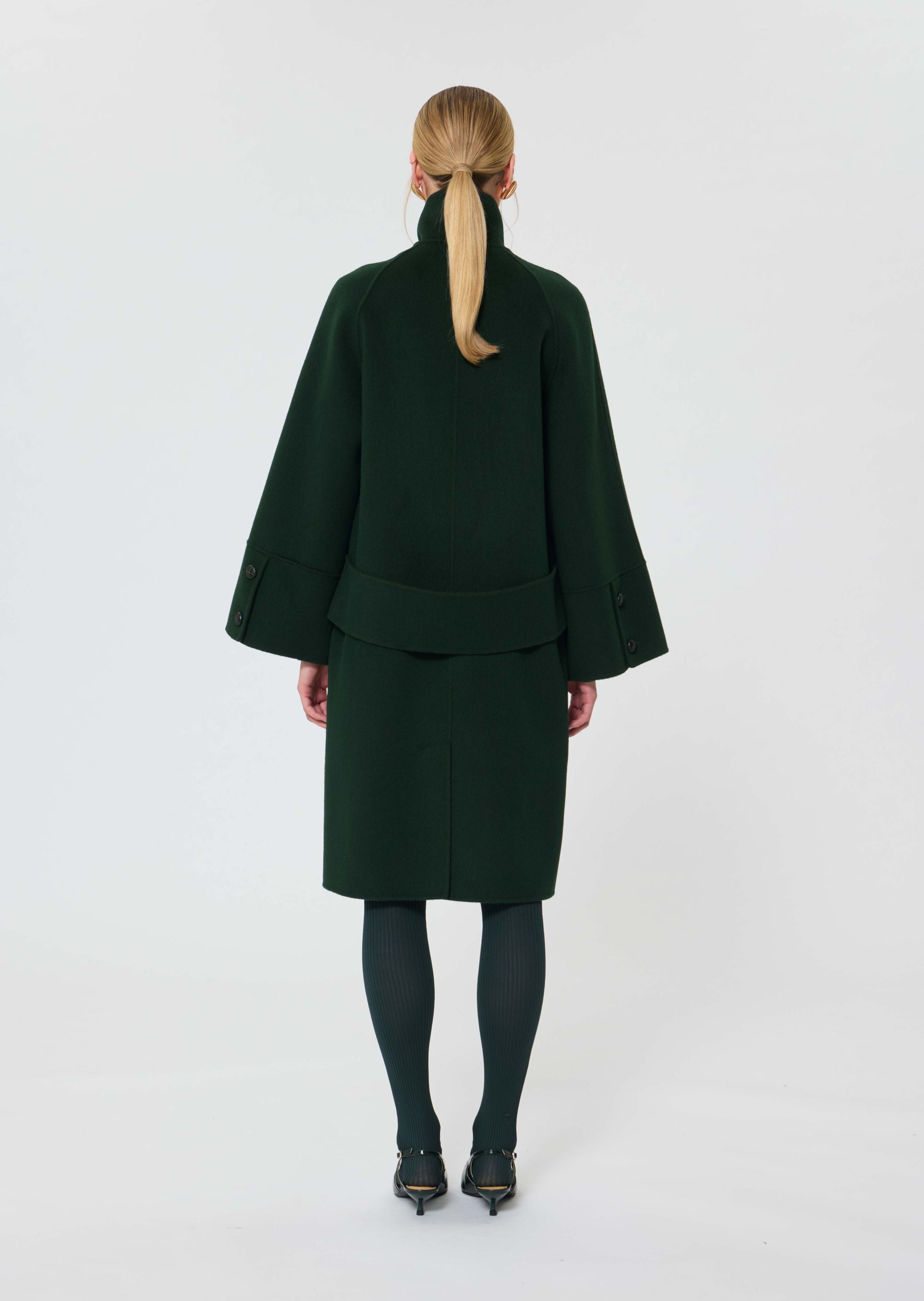 MOCCA-tara-jarmon-trench-coat-in-green-3