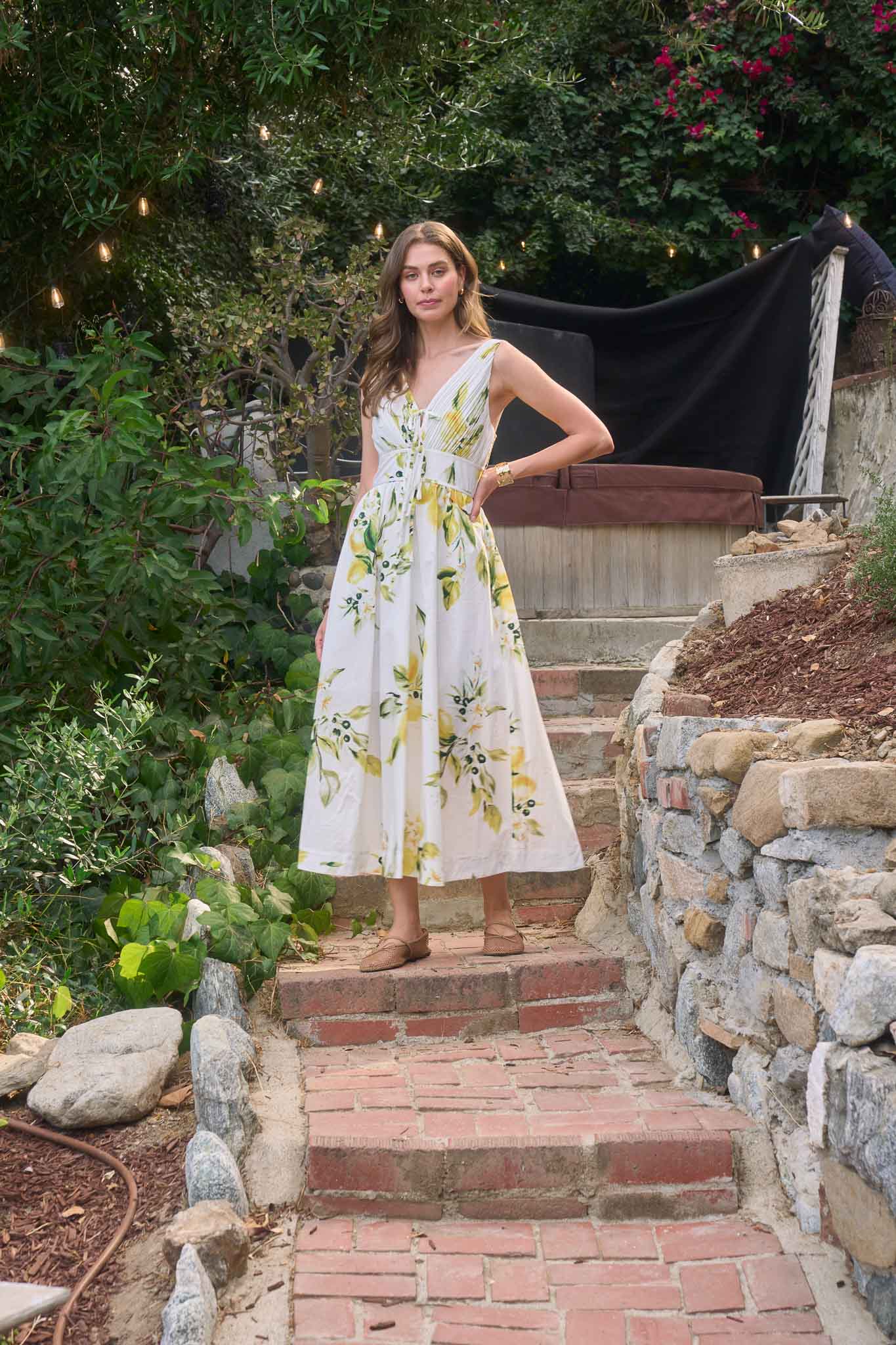 MR9659-moon-river-v-neck-midi-dress-in-off-white-multi-1