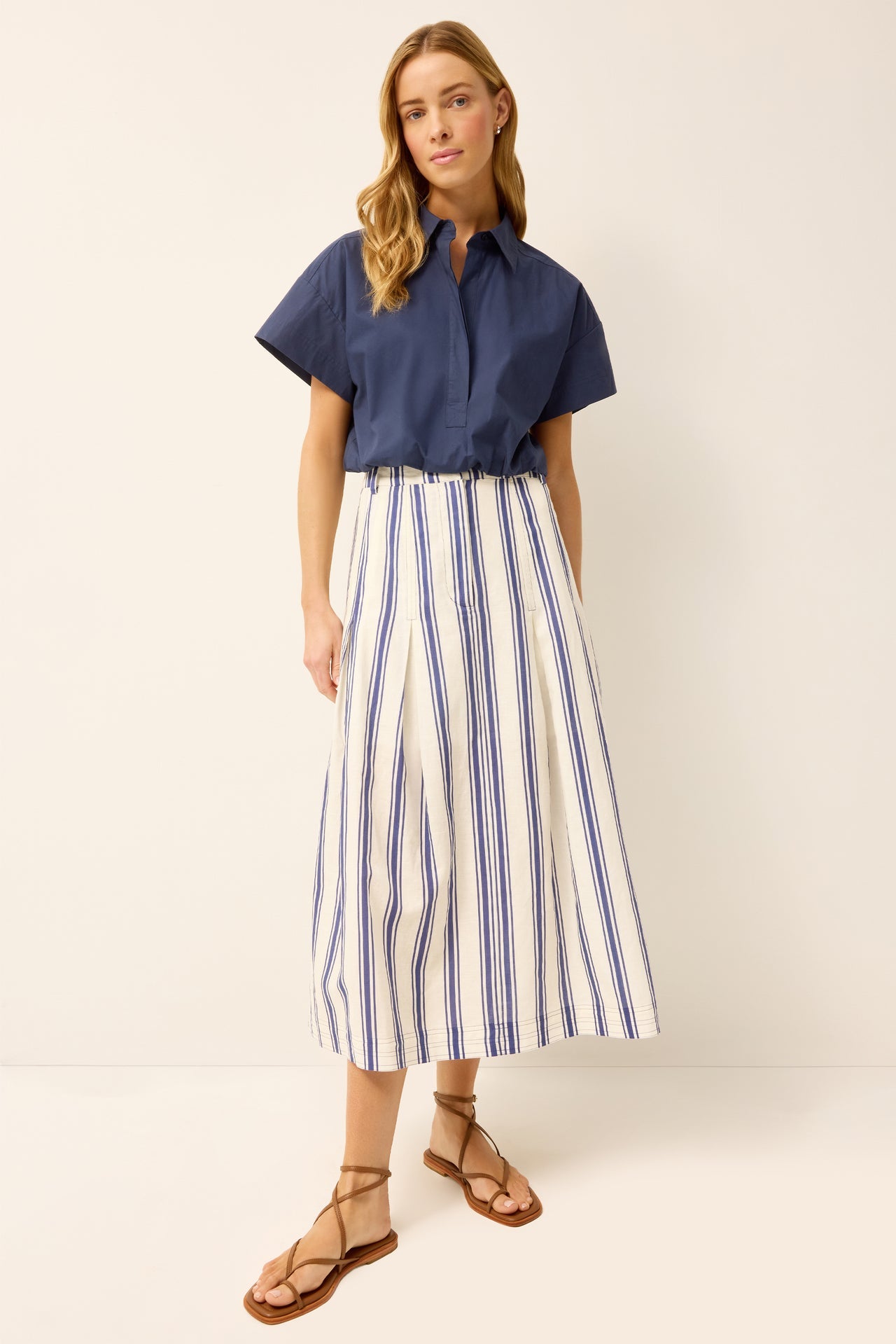 Sierra Blouse in Navy