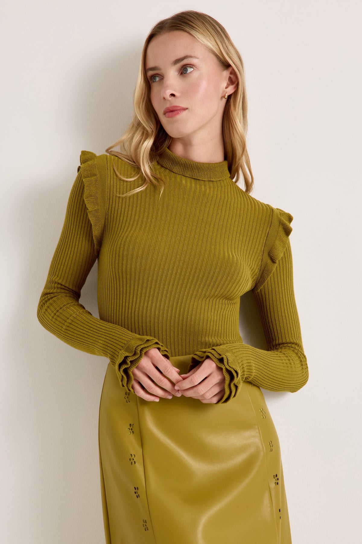 TINLEY TURTLENECK, WILLOW