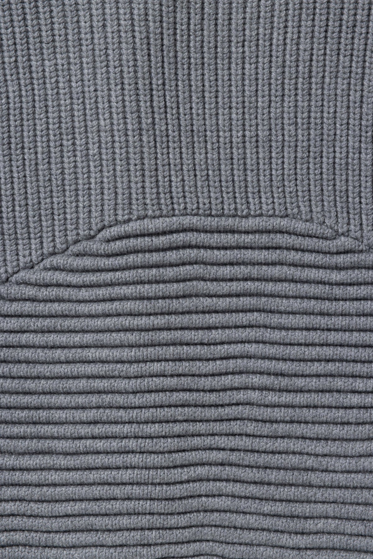 N108CS-new-form-perspective-chunky-stitch-reversible-sweater-vest-in-zinc-1