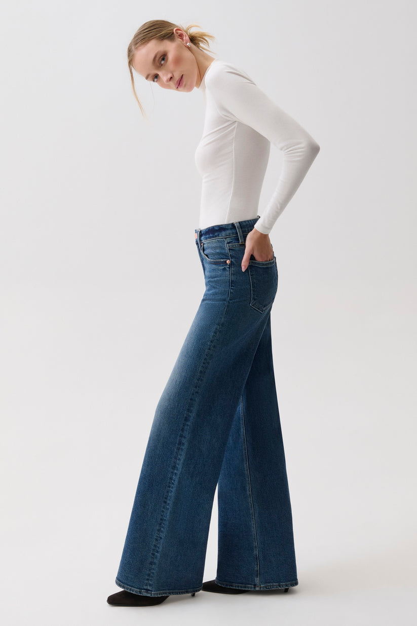 P00016530-QL-pistola-vivian-mid-rise-wide-leg-jean-in-sea-haze-1
