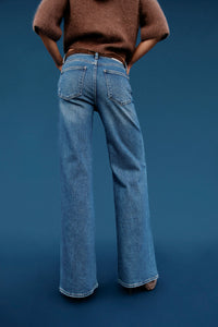 P00016530-QL-pistola-vivian-mid-rise-wide-leg-jean-in-sea-haze-1