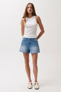 P00024100GO-pistola-aoki-short-in-hidden-gem-1