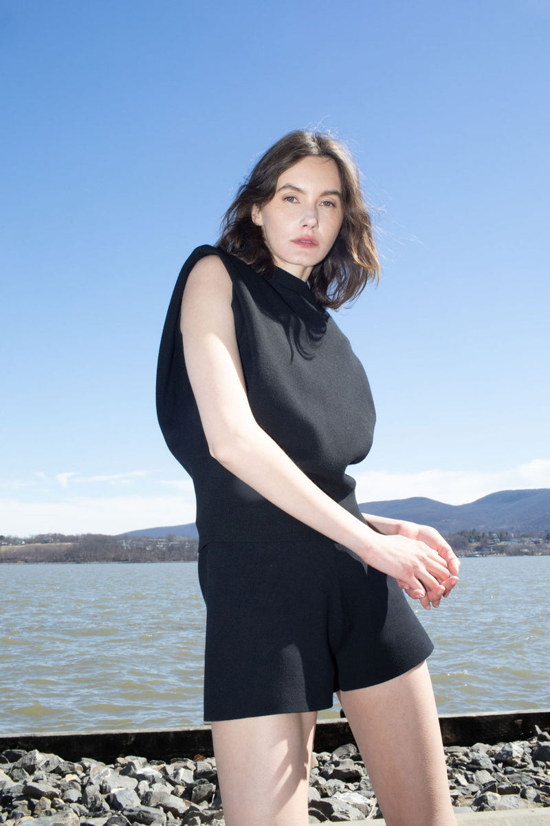 P25-CP-new-form-perspective-snap-sleeve-modular-ponte-knit-top-in-black-1