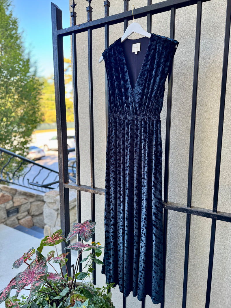 P313507032-parker-marley-dress-in-rich-black-1