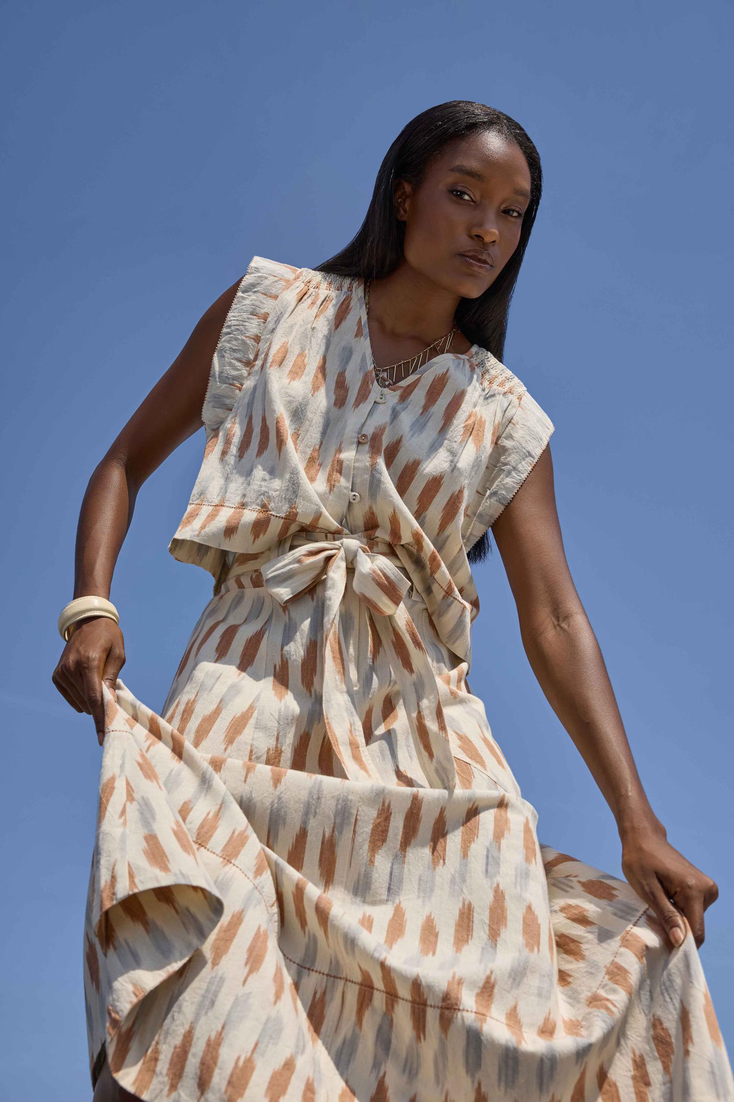 PA3263-lilla-p-shirred-shoulder-top-in-carob-ikat-5