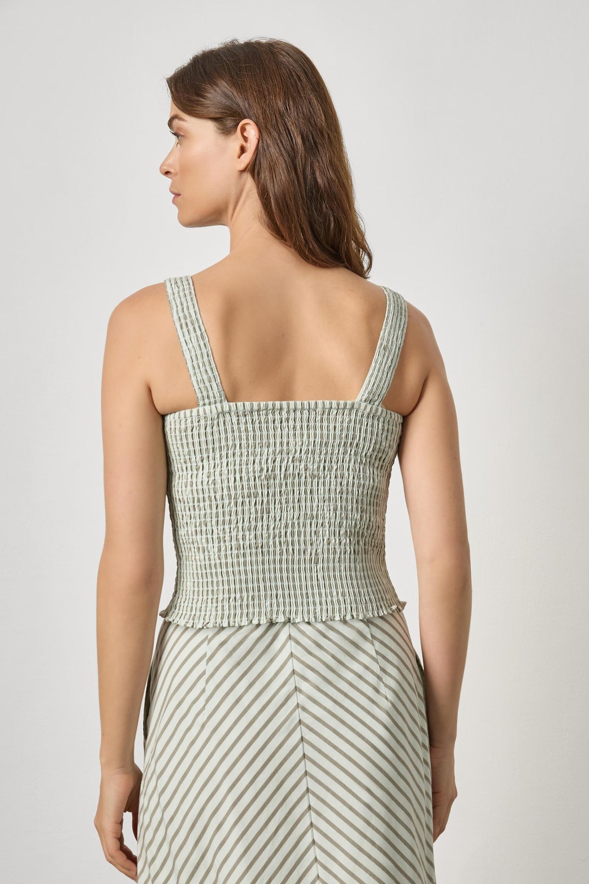 PA3388-lilla-p-striped-smocked-tank-in-pool-stripe-1