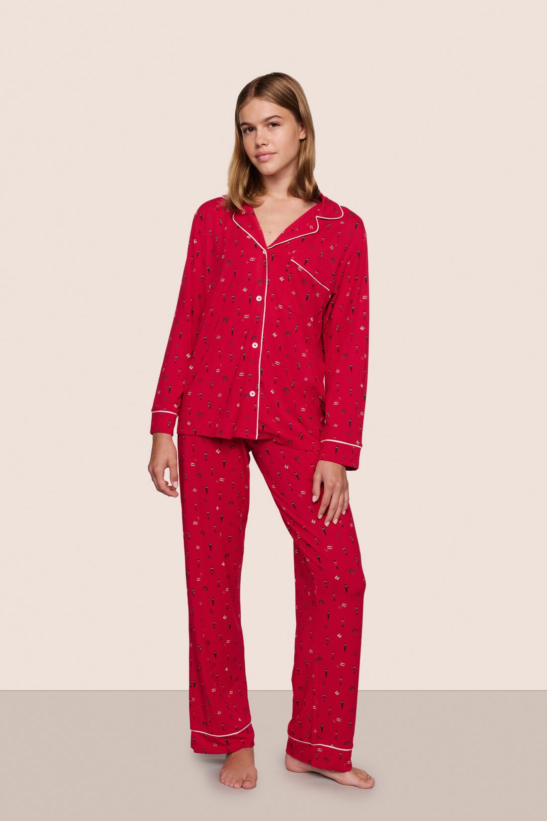 PJ1141-eberjey-giselle-long-pj-set-in-holly-red-nutcracker-6