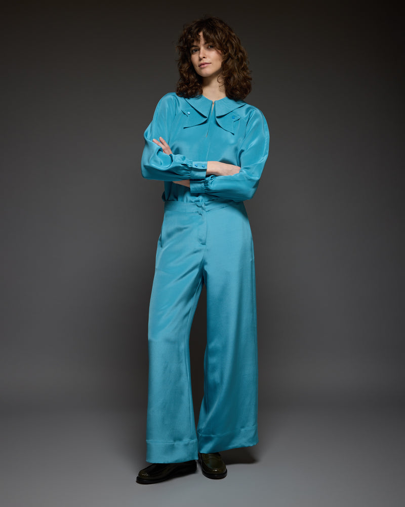 PL-888-TP-1238-love-binetti-zadie-blouse-pant-in-sky-1