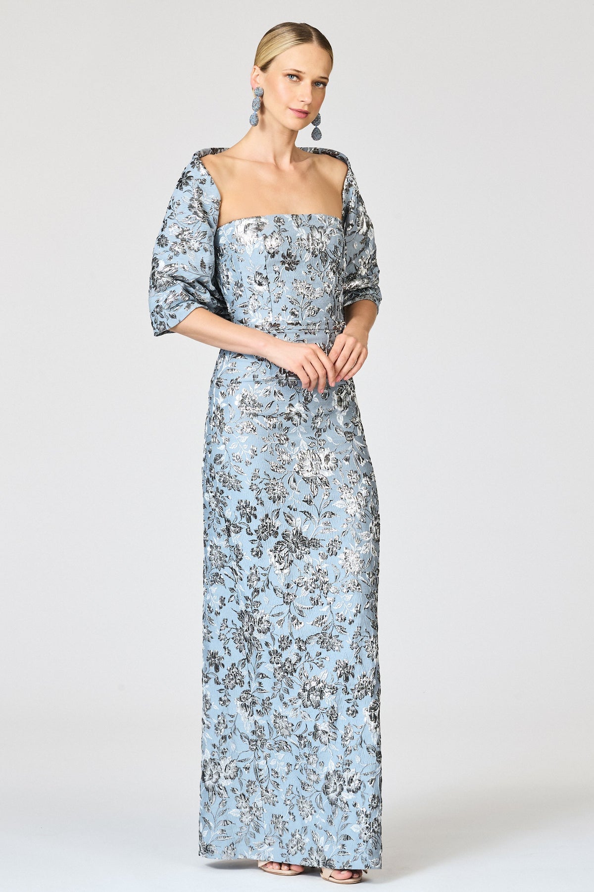 R261J05-040-sachin-and-babi-metallic-cloque-hug-shawl-in-pewter-gardens-1