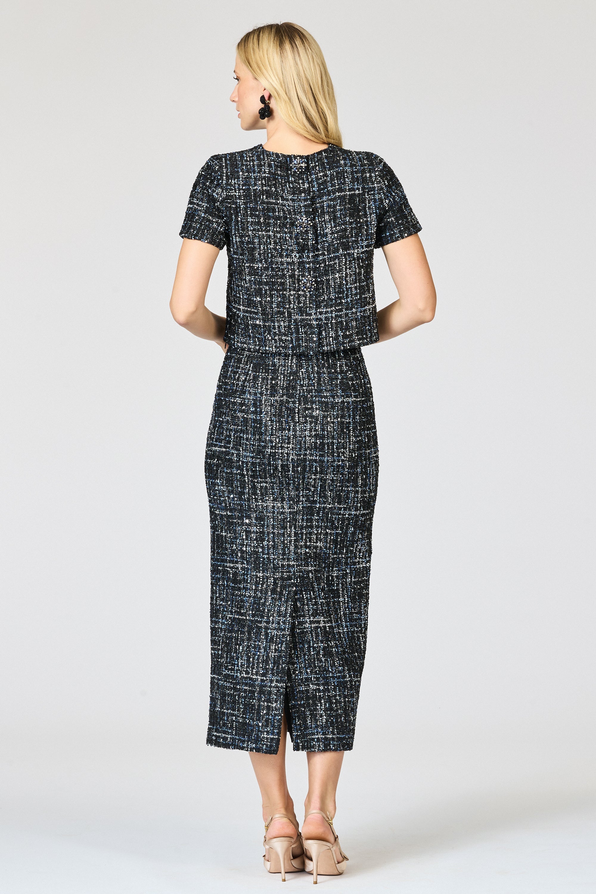 R261T03-001-R261S03-001-sachin-and-babi-elsa-top-adora-skirt-in-tweed-obsidian-frost-1