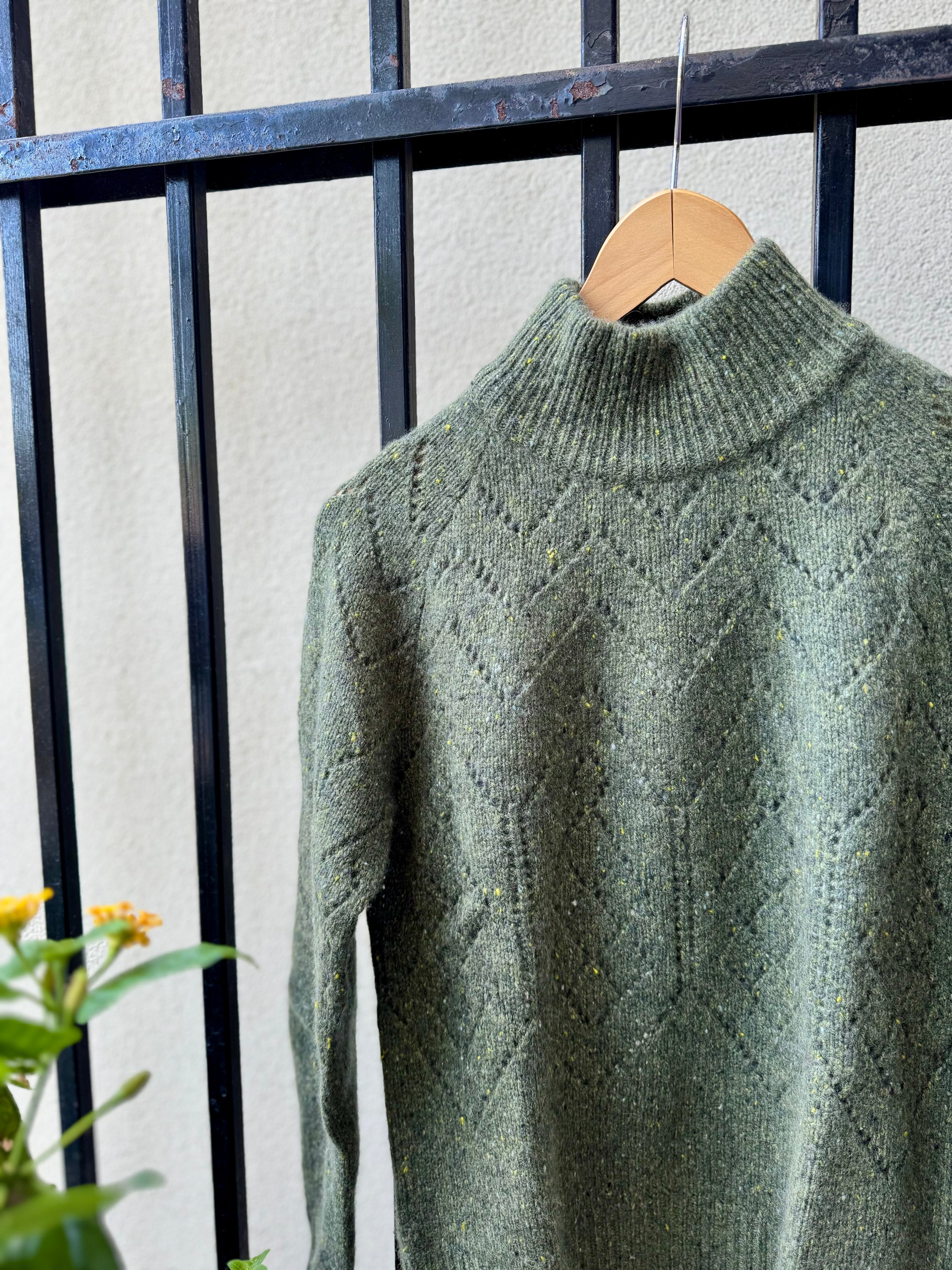 RG1427-autumn-cashmere-pointelle-mock-neck-sweater-in-marsh-1