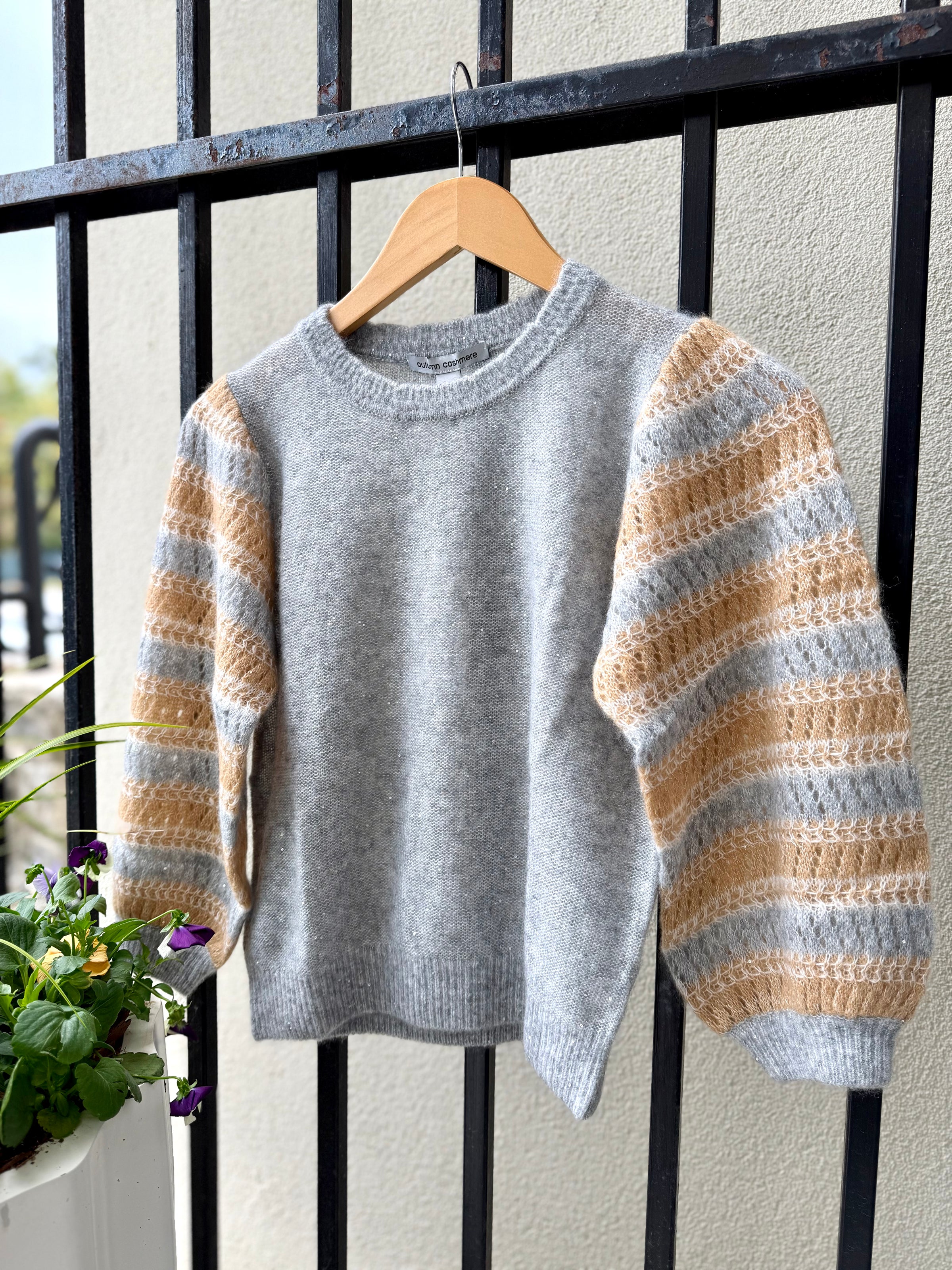 RSQ14213-autumn-cashmere-stripe-puff-sleeve-crew-neck-sweater-in-flint-combo-1
