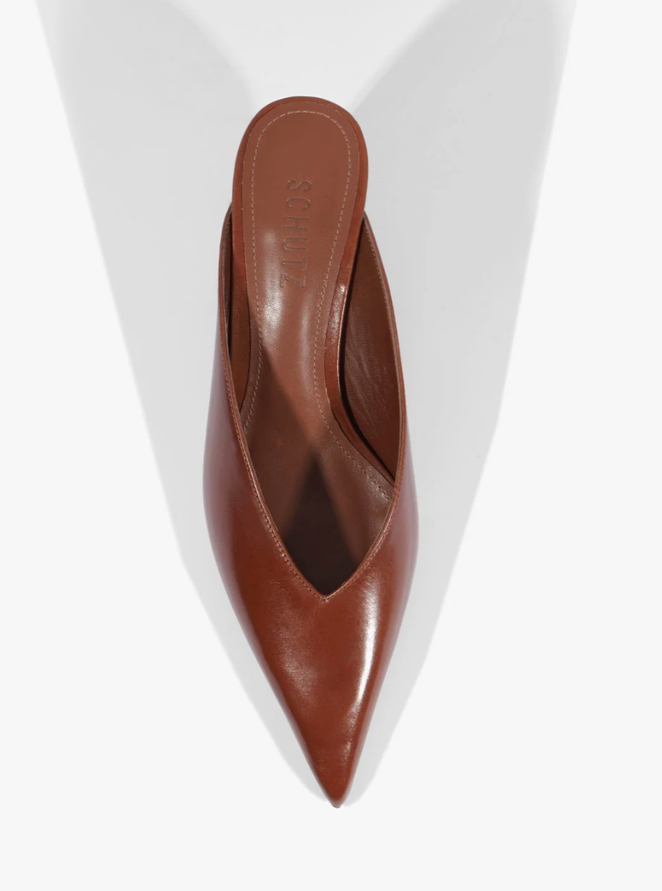 S2209600100011-schutz-loren-mid-leather-pump-in-warm-toffee-1