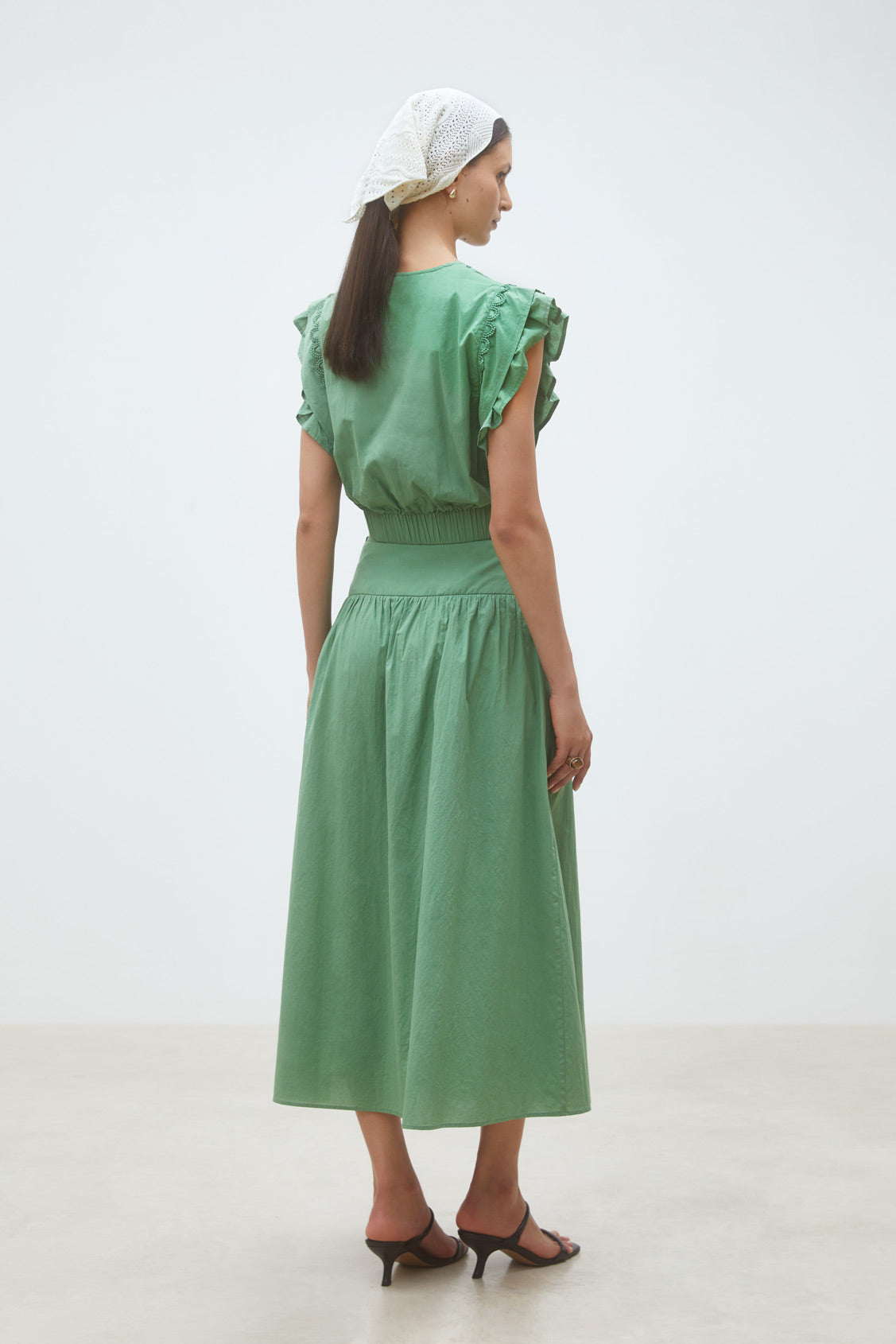 S26C05063-suncoo-paris-freya-skirt-in-vert-1