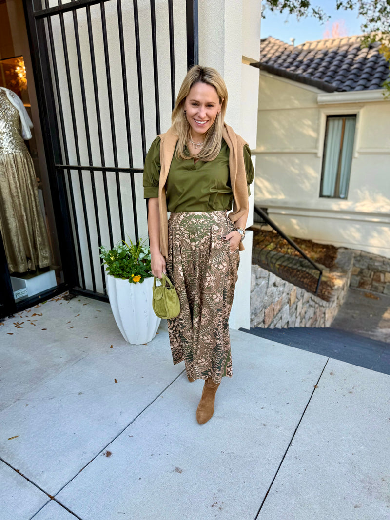 SMD150PC-sofia-darnya-top-in-leaf-1