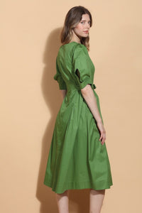 SS26D280-jessie-liu-puff-sleeve-belted-dress-in-green-1