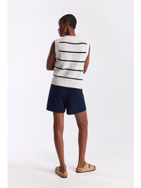 SS26_B-061-brodie-cashmere-textured-taylor-sweater-tank-in-navy-3