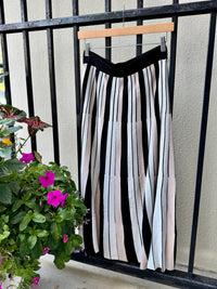 SSG4874-maria-pavan-black-ivory-pale-pink-SSG4872-striped-knit-skirt-1