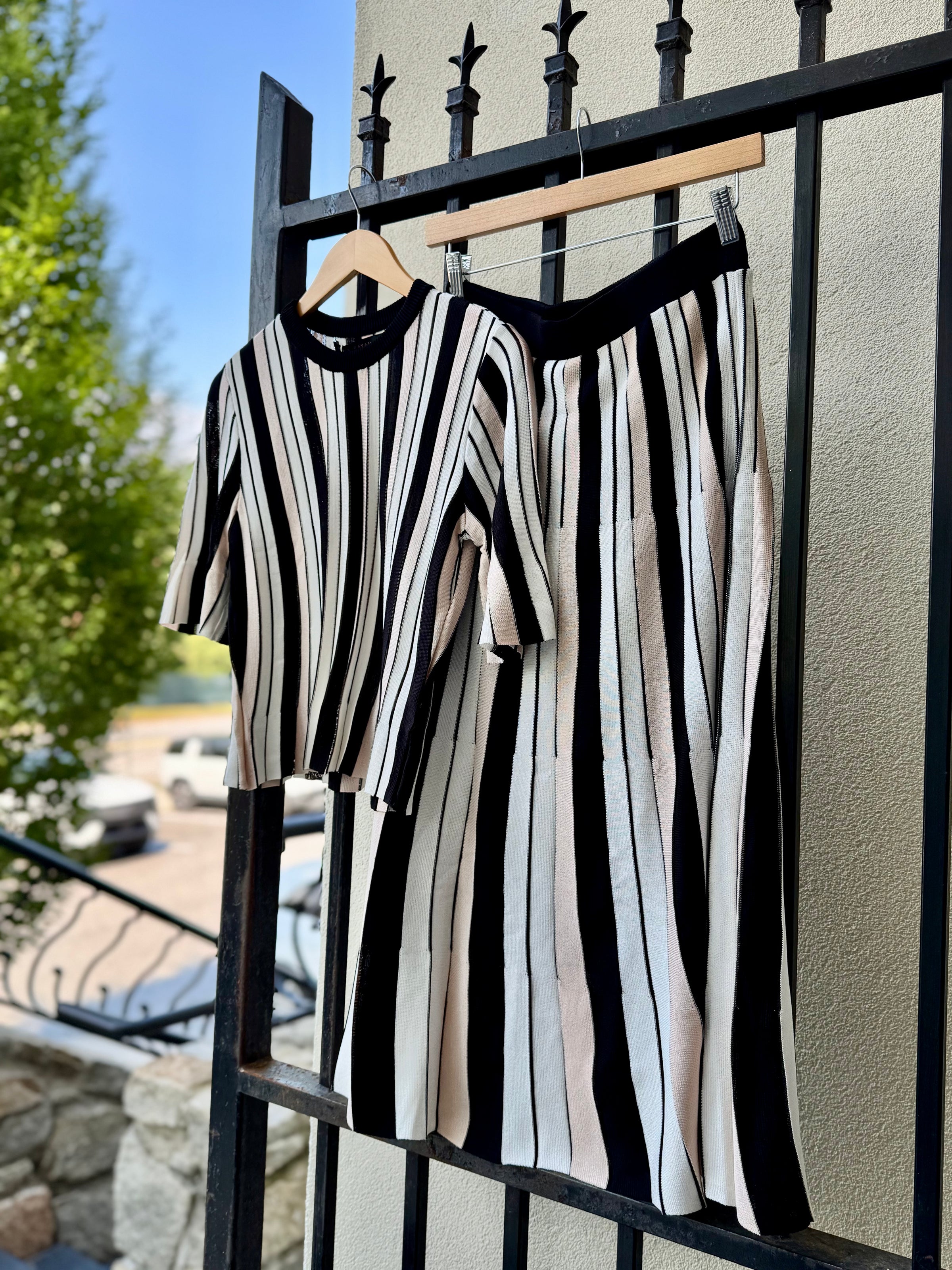 SSG4874-maria-pavan-striped-knit-top-black-ivory-pale-pink-SSG4872-striped-knit-skirt-1