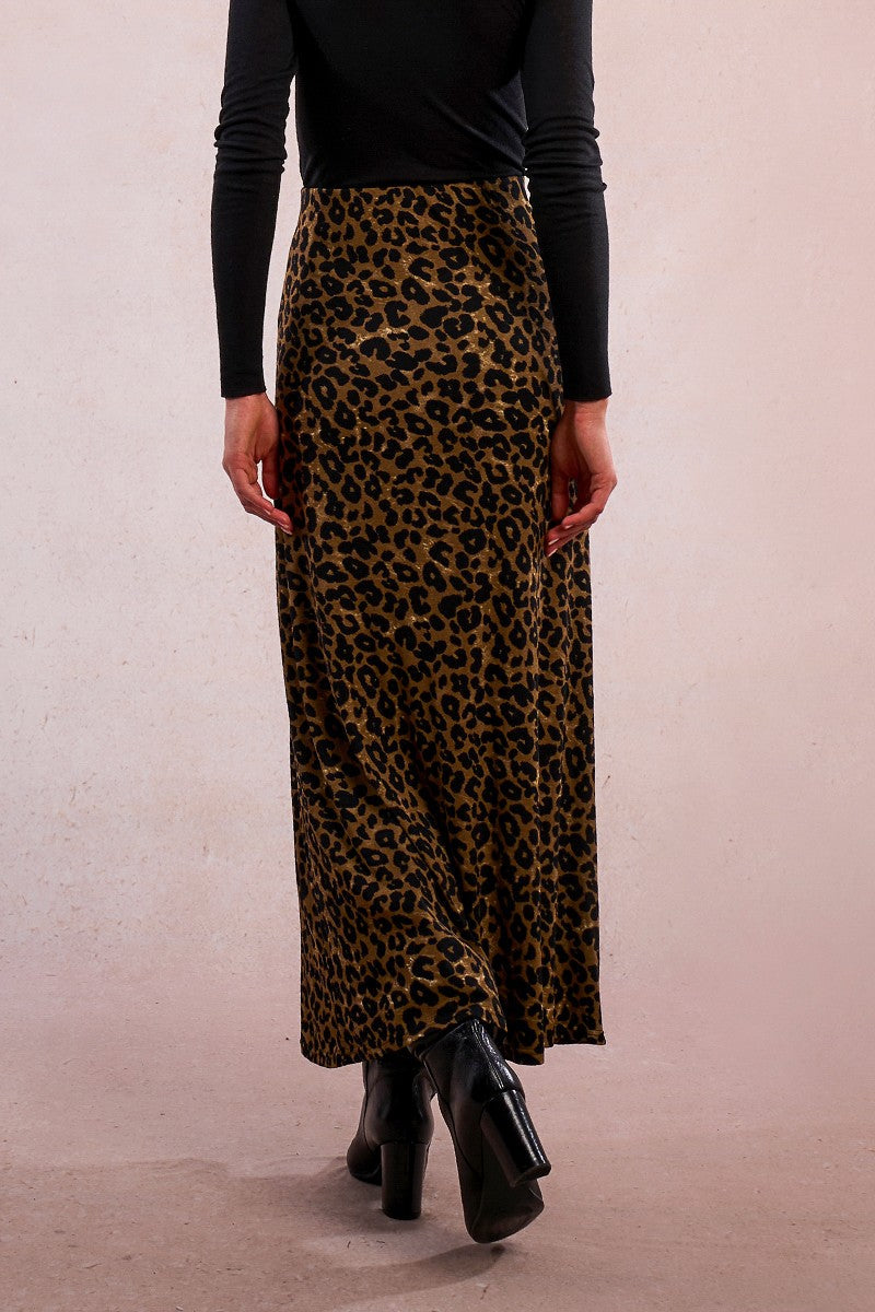 T2090DN-molly-bracken-leopard-print-knit-skirt-in-khaki-1