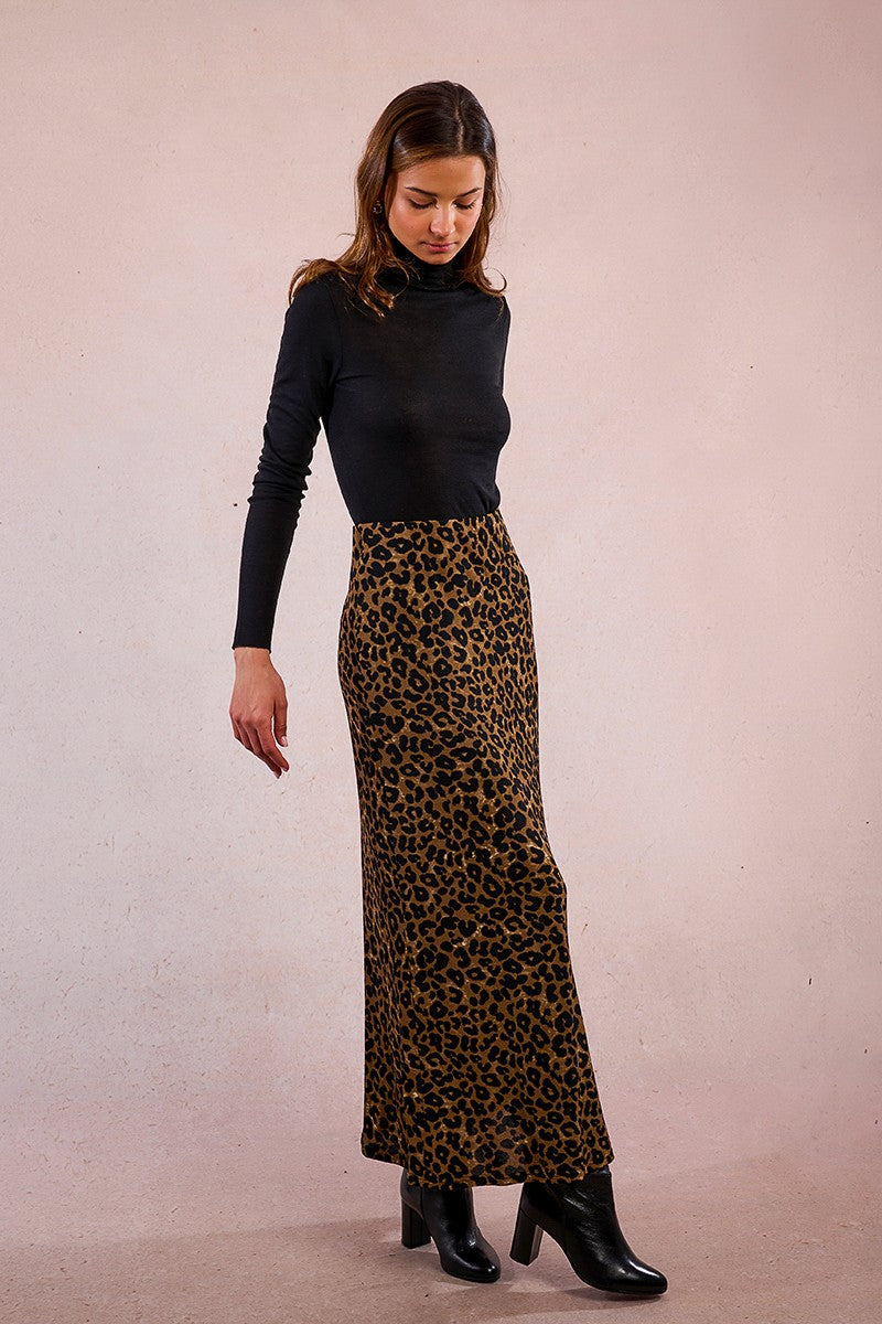 T2090DN-molly-bracken-leopard-print-knit-skirt-in-khaki-1