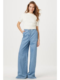 TC5105N050-toccin-elsie-short-sleeve-sweater-in-optic-1