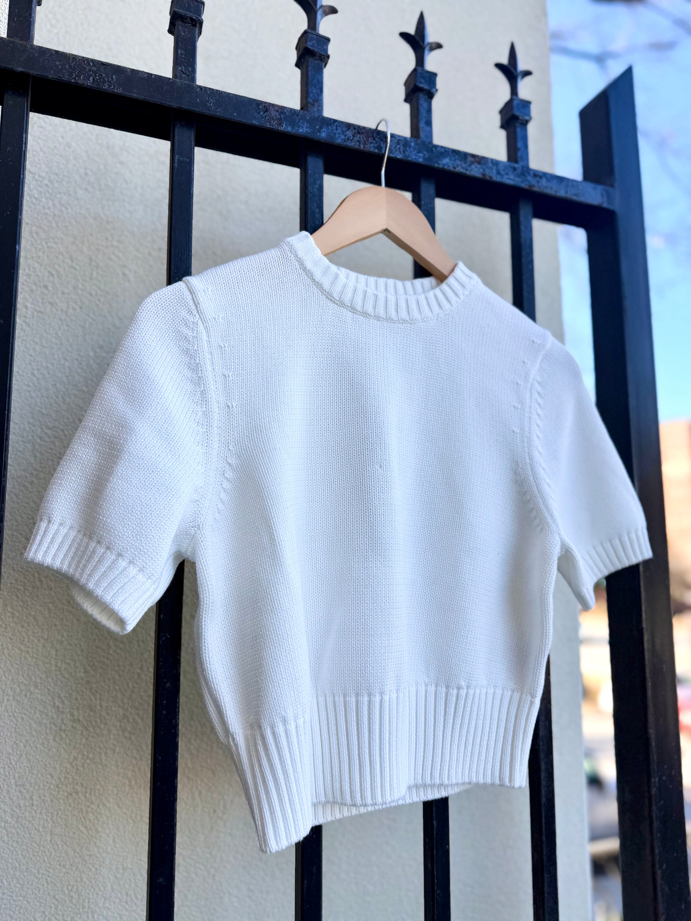 TC5105N050-toccin-elsie-short-sleeve-sweater-in-optic-1