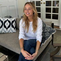 TL-RIVSLUB-erin-gray-riviera-slub-tee-in-white-with-blue-stitch-3