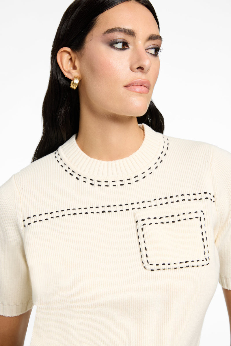 TR6913N228-toccin-kelly-pocket-tee-in-ivory-jet-1