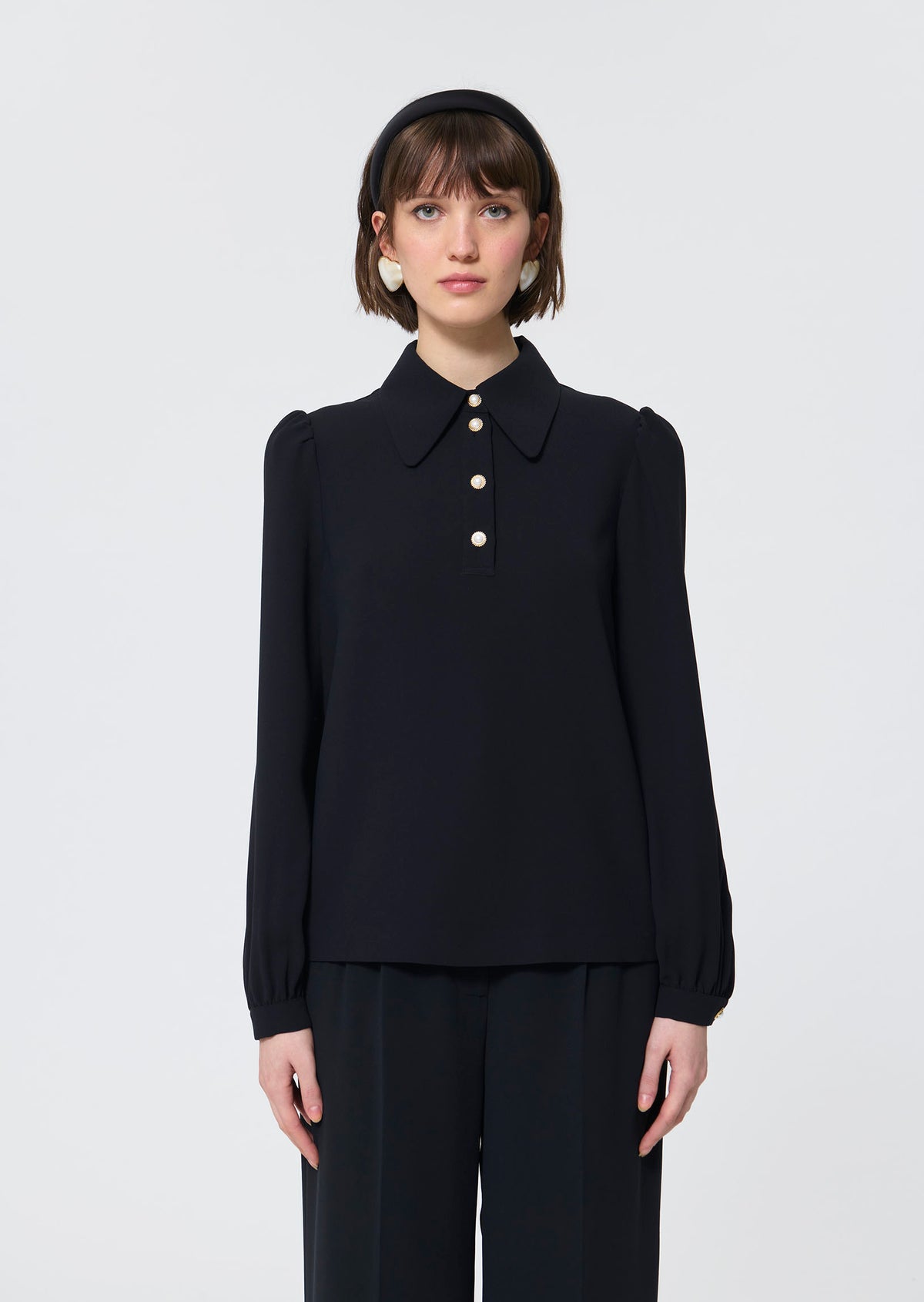 TWTOP17TW331_T199-TONIO-tara-jarmon-pearl-button-down-blouse-in-black-1