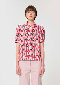 TXTOP17TX205-tara-jarmon-theodora-top-in-pale-pink-retro-print-1