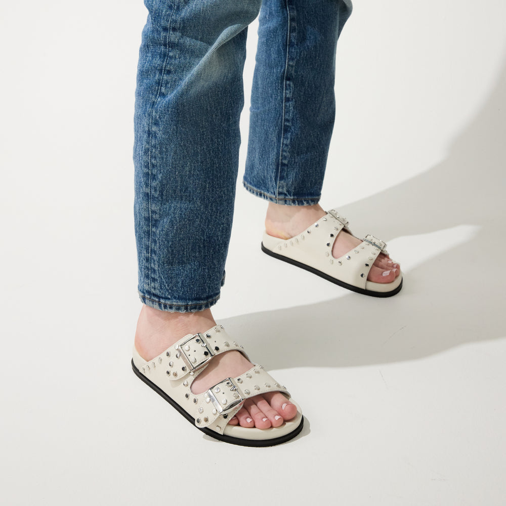 Yosi-samra-maya-stud-flat-in-cream-1