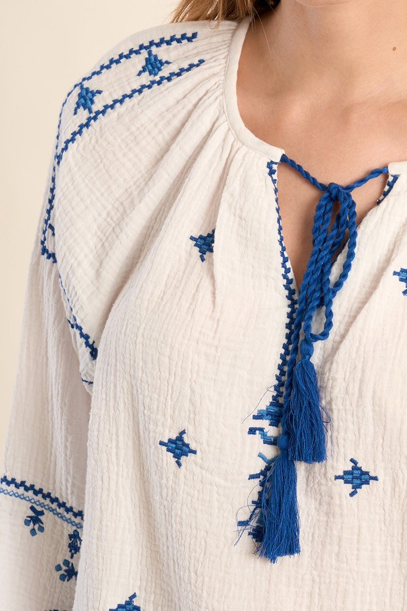  ZM141EE-molly-bracken-embroidered-blouse-in-white-1
