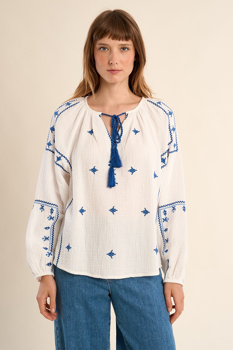  ZM141EE-molly-bracken-embroidered-blouse-in-white-1