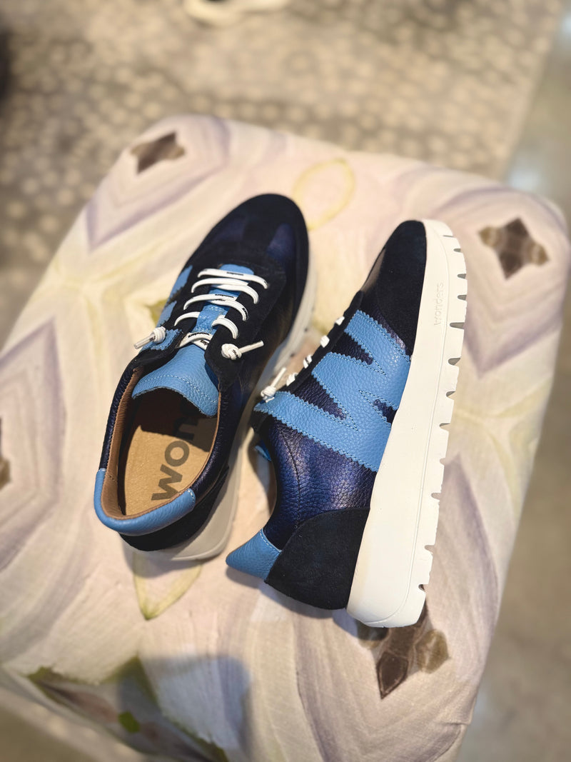 a-2476-wonders-racer-platform-sneakers-noche-blue-1
