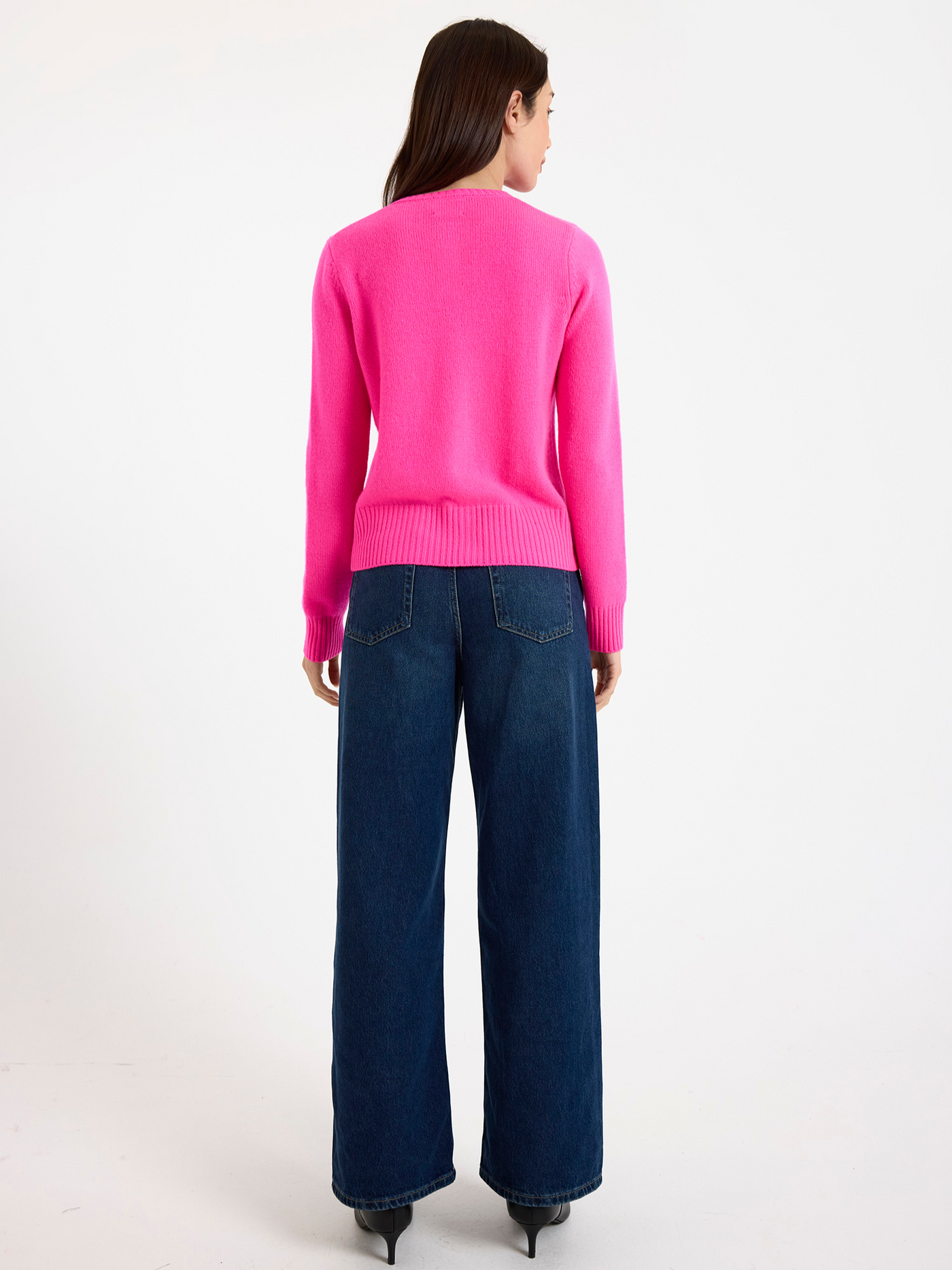 b-115-brodie-cashmere-niamh-cashmere-cardigan-in-diva-pink-1