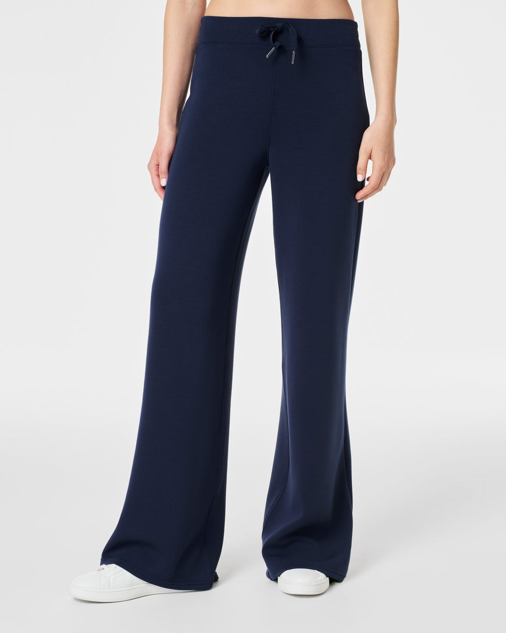 AirEssentials Wide Leg Pant in Timeless Navy