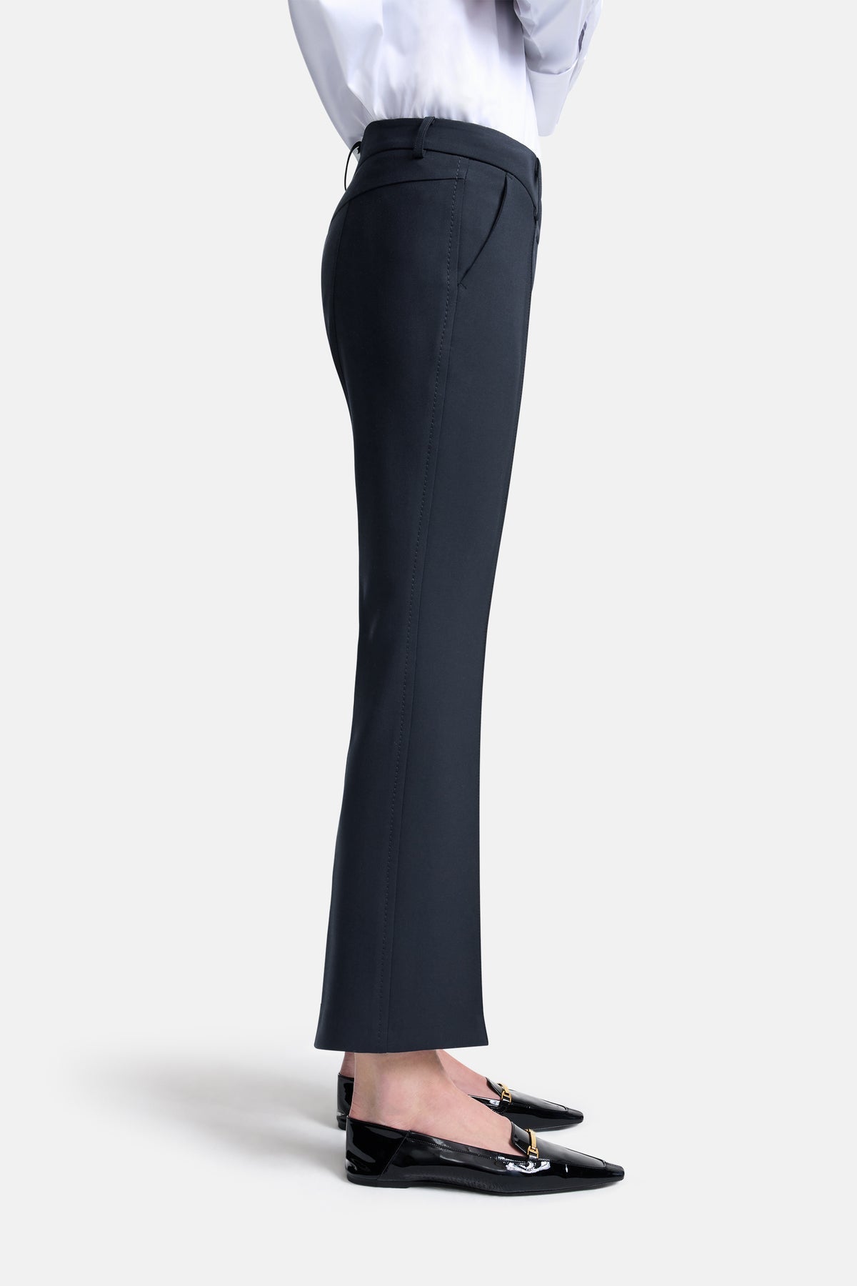 cambio-farah-pant-in-moonlight-blue-1