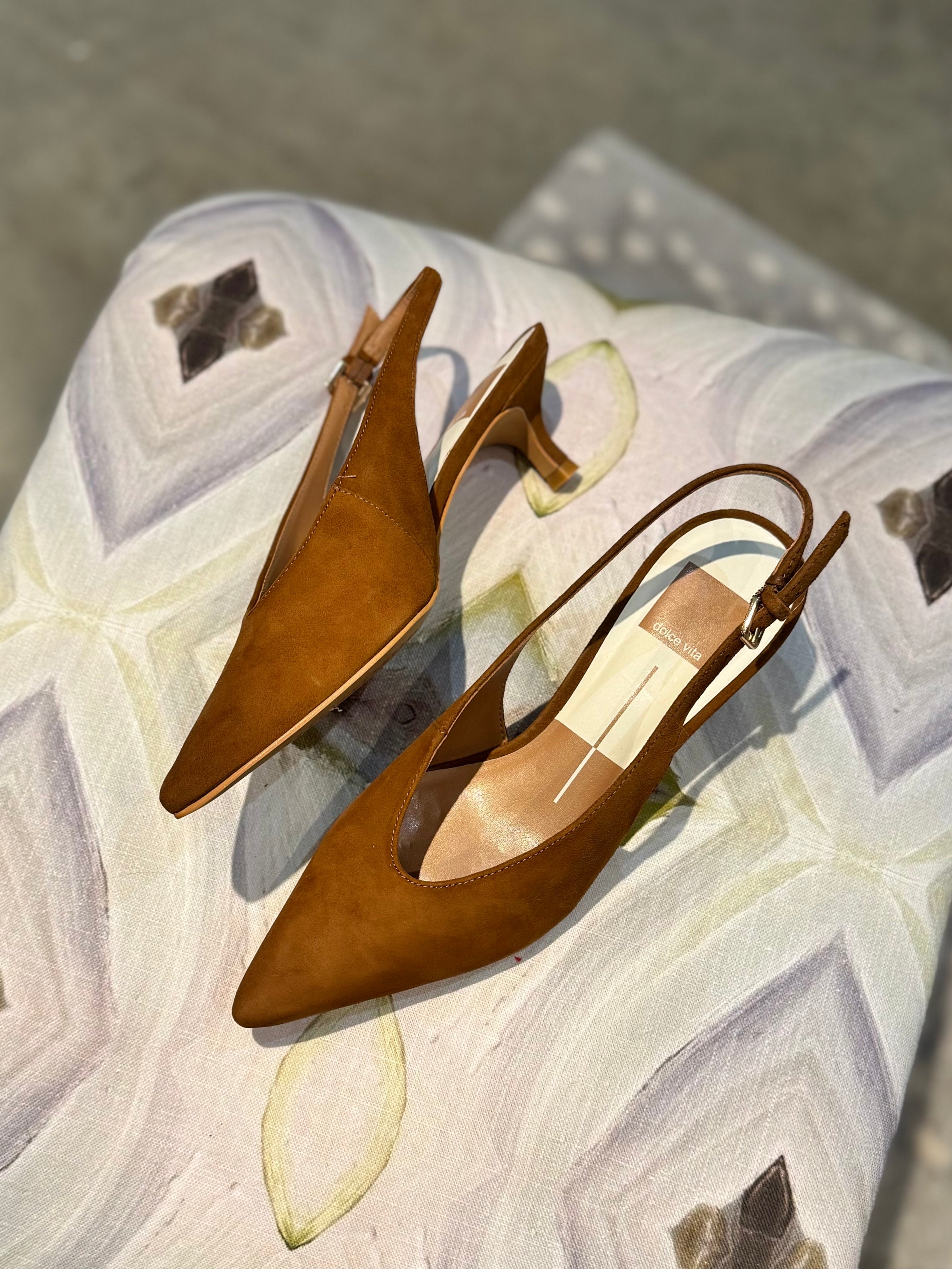 dolce-vita-alenna-pointed-toe-kitten-heel-light-brown-suede-1