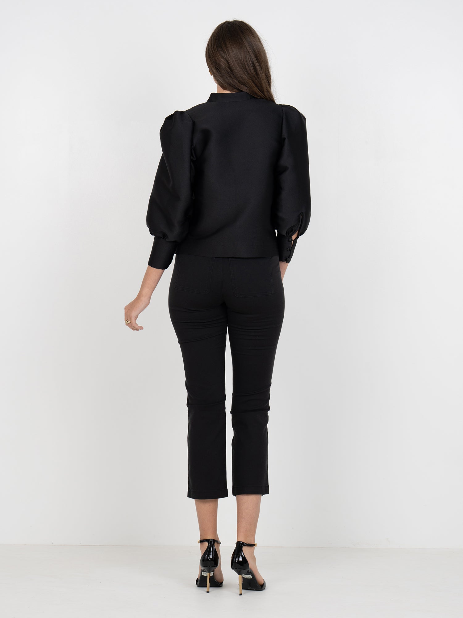 emily-mccarthy-hampton-blouse-midnight-black-1