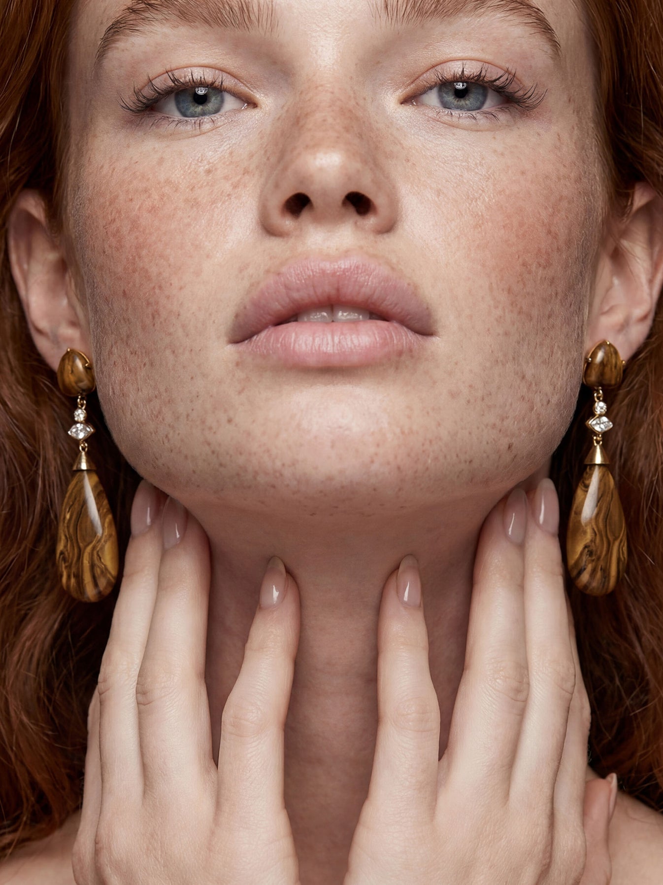 ettika-tigers-eye-solstice-drop-earring-1