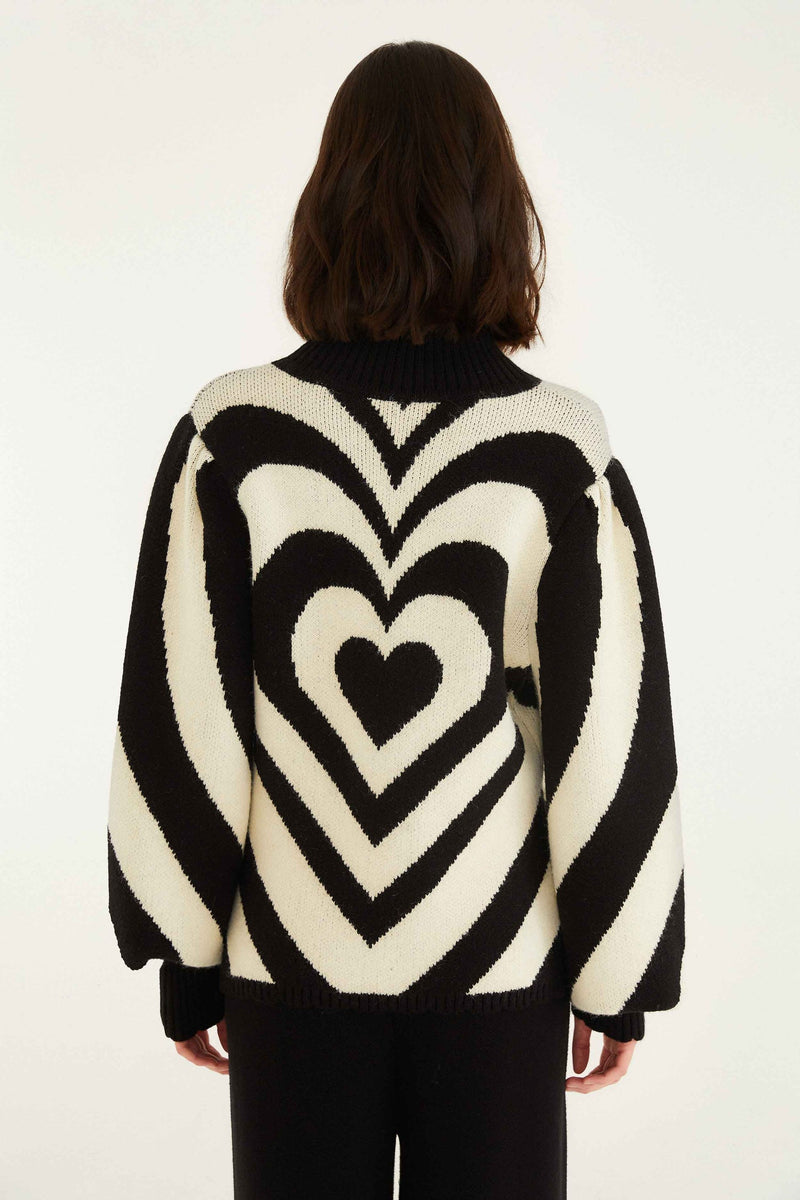 farm-rio-black-and-white-heart-gradient-knit-sweater-345809-1
