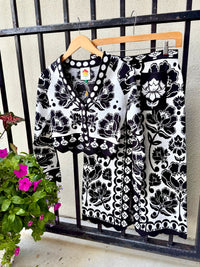 farm-rio-black-white-floral-arabesque-knit-skirt-top-339912-340042-2