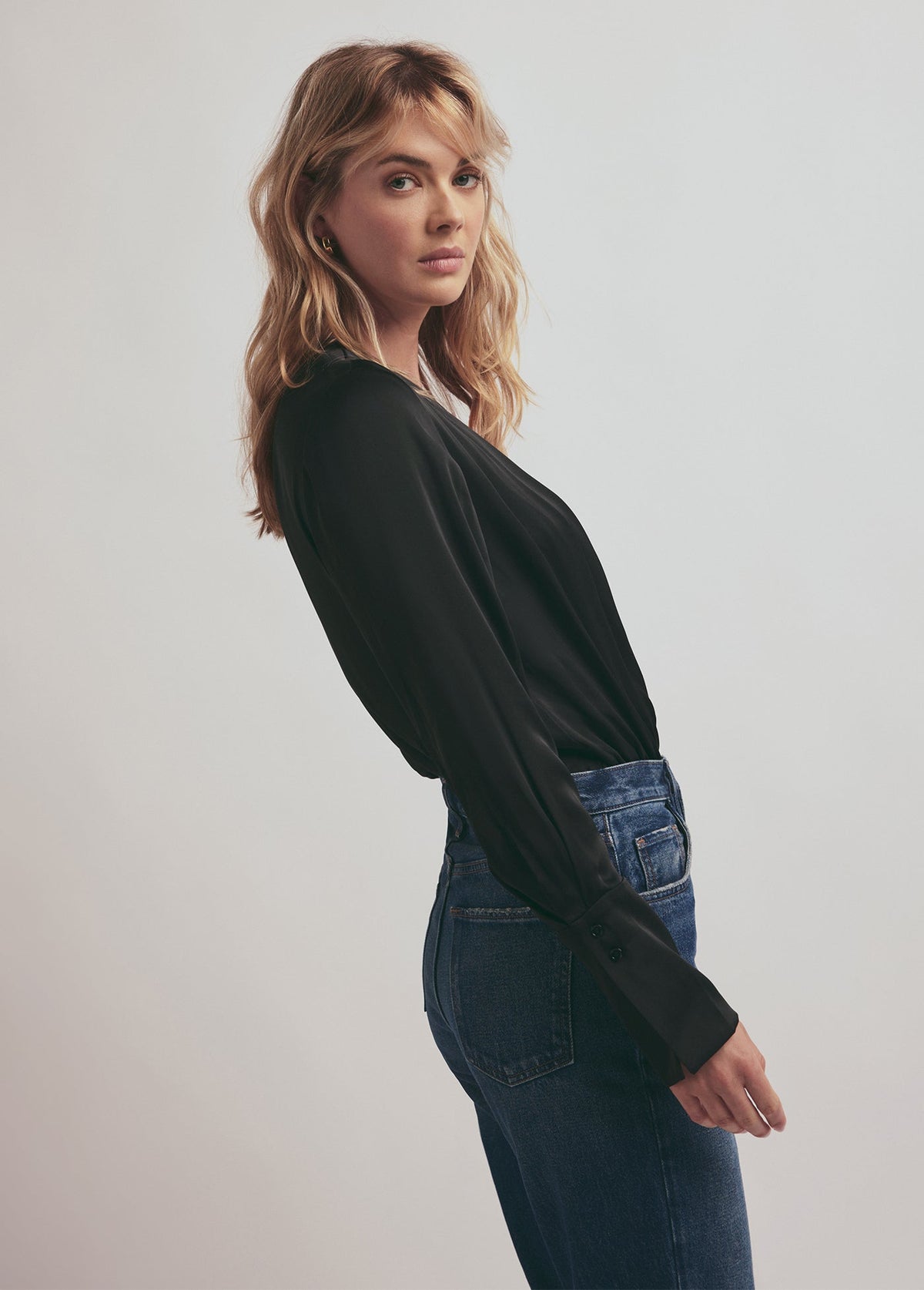 The Date Blouse in Black