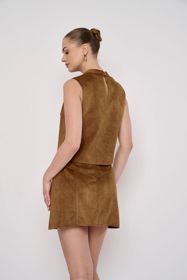 flora-bea-hugo-mini-skirt-in-camel-suede-1