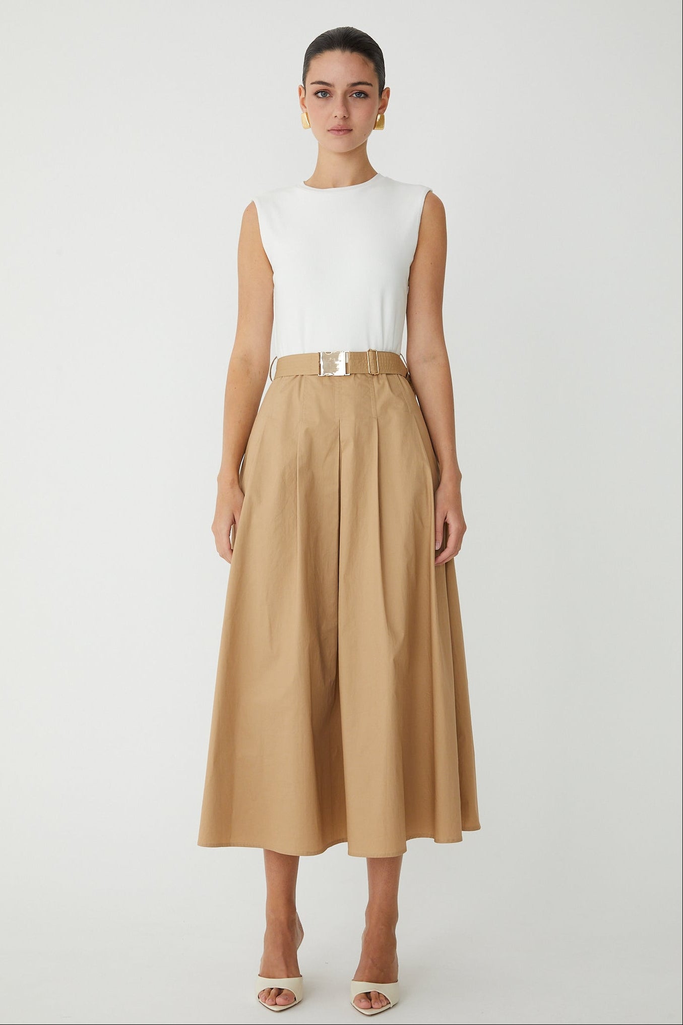 js71-essie-dress-in-white-and-khaki-1